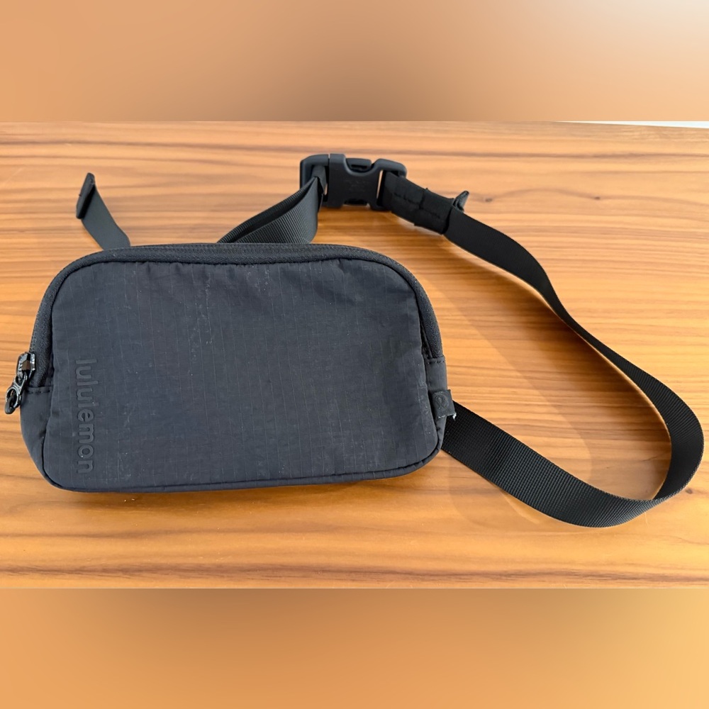 lululemon athletica Charcoal Crossbody Bag